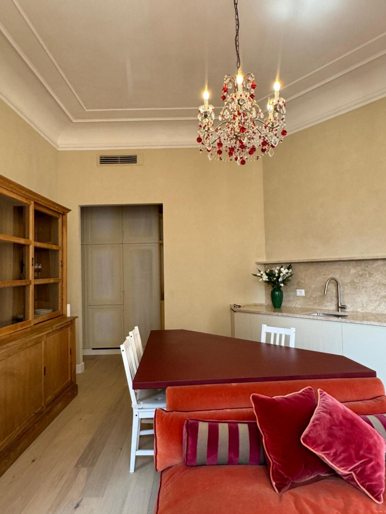 Elegante Con Terrazzo Apartment