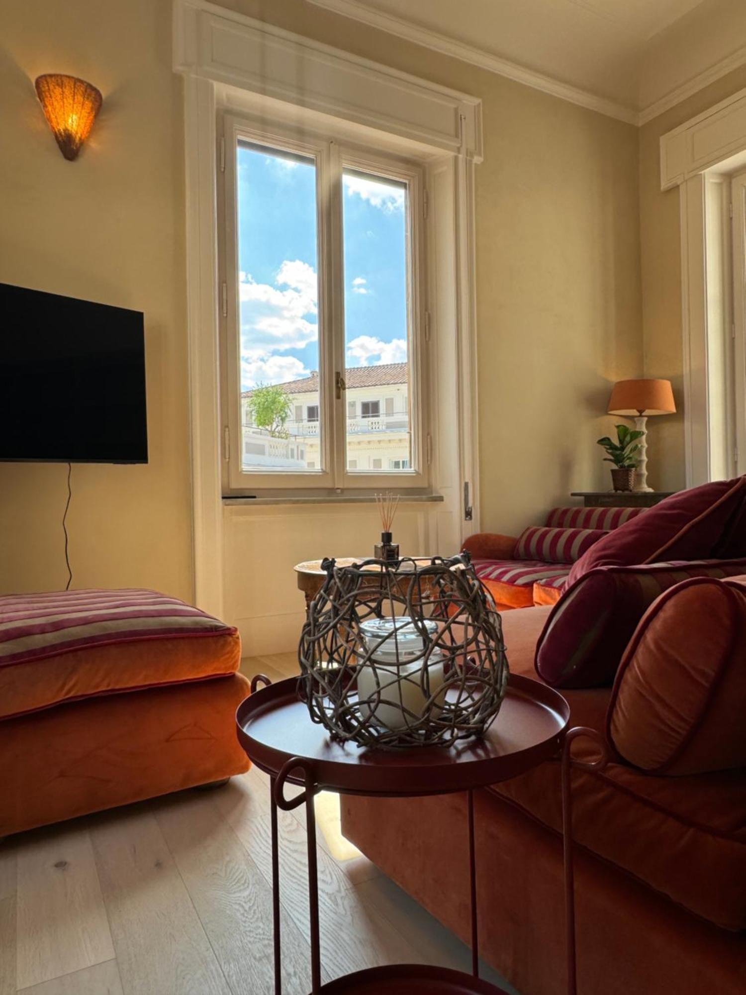 Apartment Elegante Con Terrazzo Rom